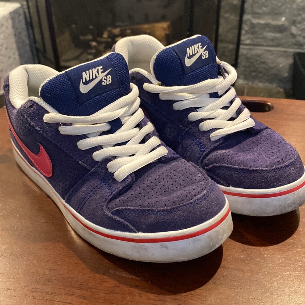 Nike women’s skateboarding shoes